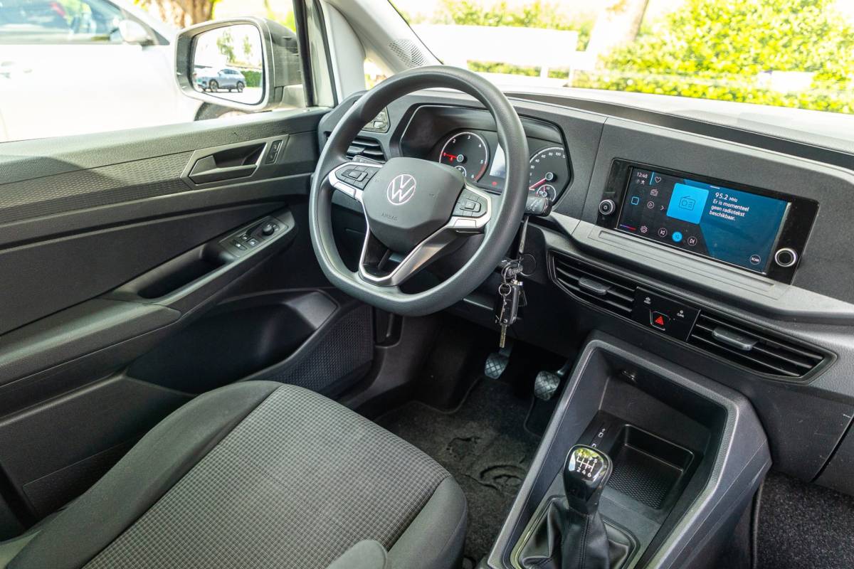 Volkswagen Caddy Volkswagen Caddy Cargo 2.0 TDI Comfort Trekhaak I Vloerplaat I Lat om Lat I Airco I Cruise I CarPlay I Android Auto I NAP