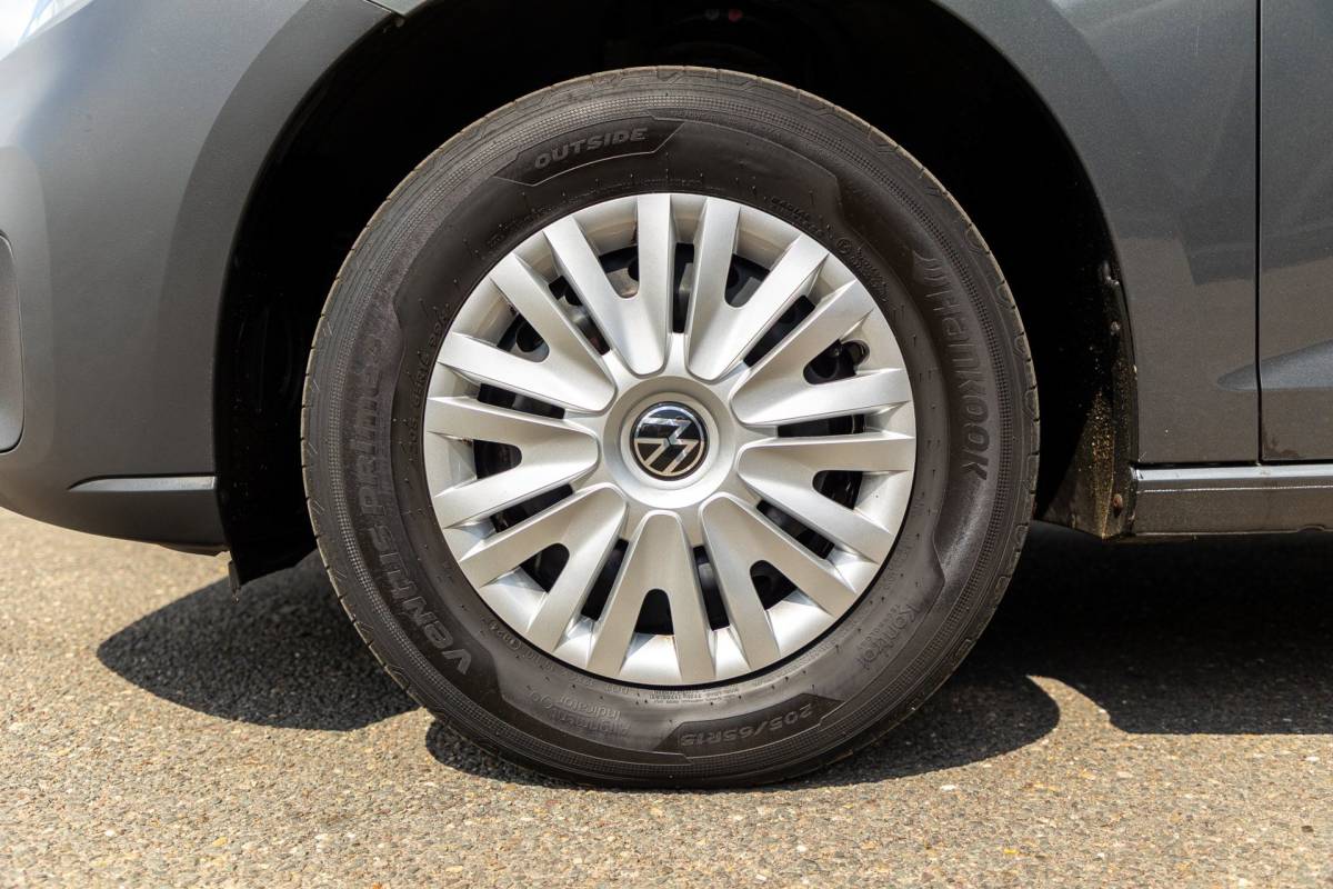 Volkswagen Caddy Volkswagen Caddy Cargo 2.0 TDI Comfort Trekhaak I Vloerplaat I Lat om Lat I Airco I Cruise I CarPlay I Android Auto I NAP