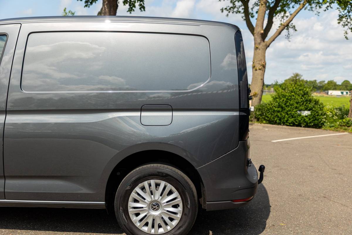 Volkswagen Caddy Volkswagen Caddy Cargo 2.0 TDI Comfort Trekhaak I Vloerplaat I Lat om Lat I Airco I Cruise I CarPlay I Android Auto I NAP
