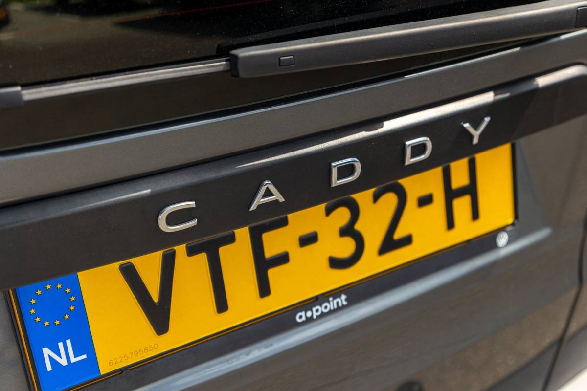 Volkswagen Caddy Volkswagen Caddy Cargo 2.0 TDI Comfort Trekhaak I Vloerplaat I Lat om Lat I Airco I Cruise I CarPlay I Android Auto I NAP