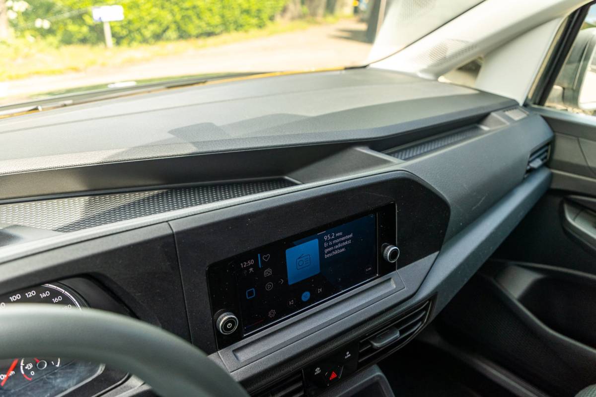 Volkswagen Caddy Volkswagen Caddy Cargo 2.0 TDI Comfort Trekhaak I Vloerplaat I Lat om Lat I Airco I Cruise I CarPlay I Android Auto I NAP