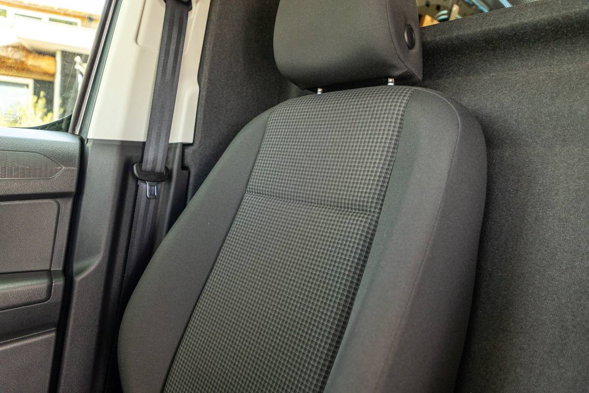 Volkswagen Caddy Volkswagen Caddy Cargo 2.0 TDI Comfort Trekhaak I Vloerplaat I Lat om Lat I Airco I Cruise I CarPlay I Android Auto I NAP