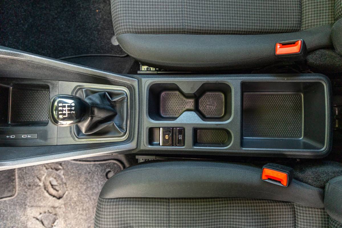 Volkswagen Caddy Volkswagen Caddy Cargo 2.0 TDI Comfort Trekhaak I Vloerplaat I Lat om Lat I Airco I Cruise I CarPlay I Android Auto I NAP