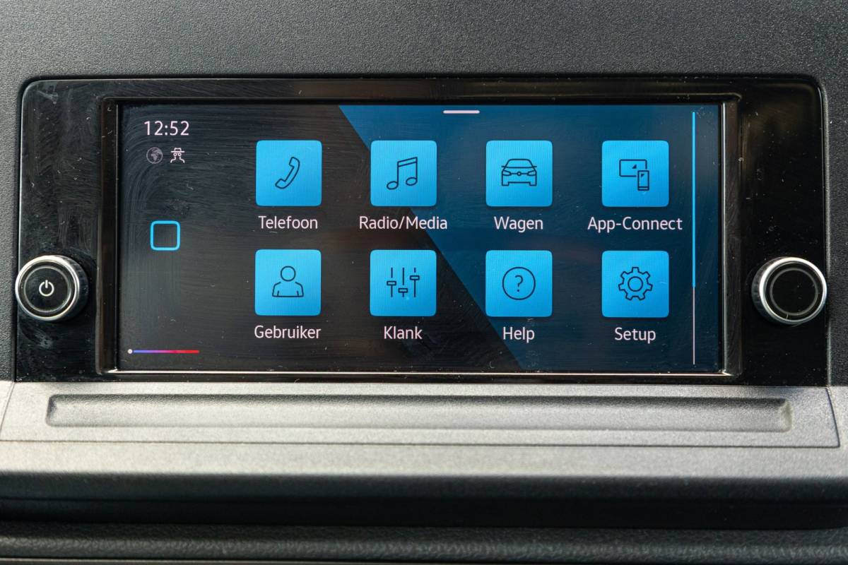Volkswagen Caddy Volkswagen Caddy Cargo 2.0 TDI Comfort Trekhaak I Vloerplaat I Lat om Lat I Airco I Cruise I CarPlay I Android Auto I NAP