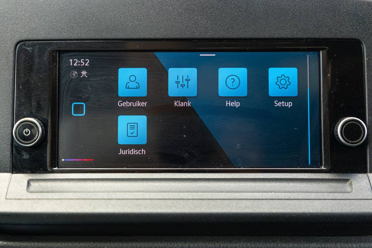 Volkswagen Caddy Volkswagen Caddy Cargo 2.0 TDI Comfort Trekhaak I Vloerplaat I Lat om Lat I Airco I Cruise I CarPlay I Android Auto I NAP