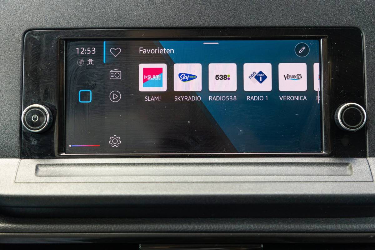 Volkswagen Caddy Volkswagen Caddy Cargo 2.0 TDI Comfort Trekhaak I Vloerplaat I Lat om Lat I Airco I Cruise I CarPlay I Android Auto I NAP