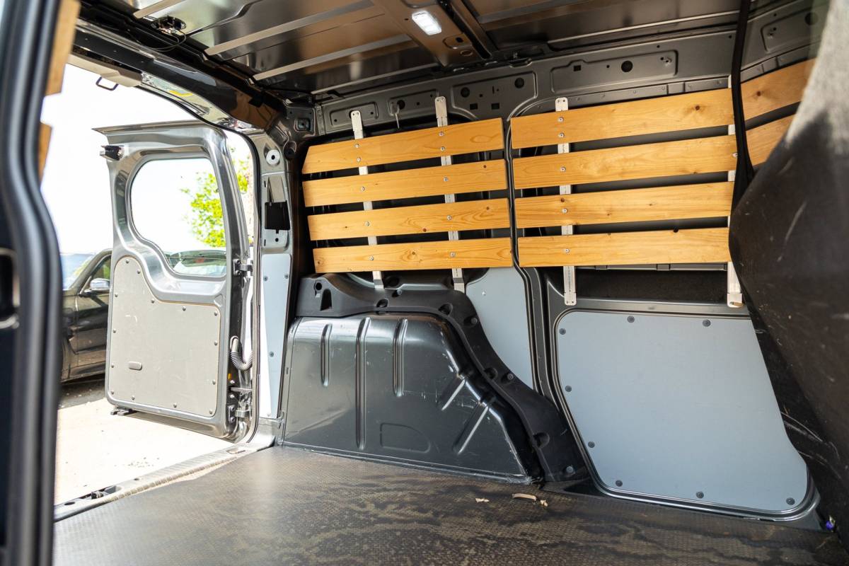Volkswagen Caddy Volkswagen Caddy Cargo 2.0 TDI Comfort Trekhaak I Vloerplaat I Lat om Lat I Airco I Cruise I CarPlay I Android Auto I NAP