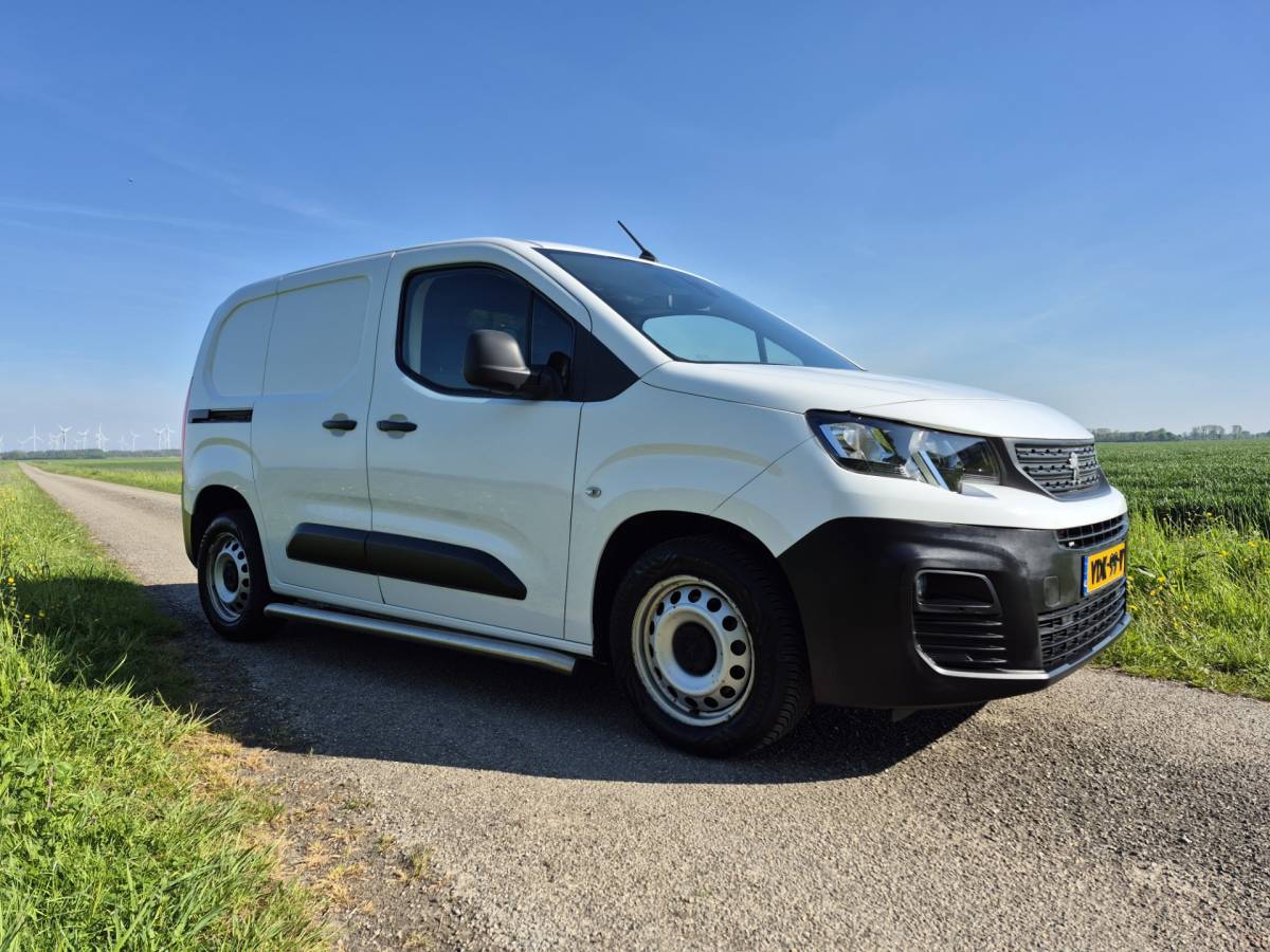 Peugeot Partner Peugeot Partner 1.5 BlueHDI Inrichting,100pk