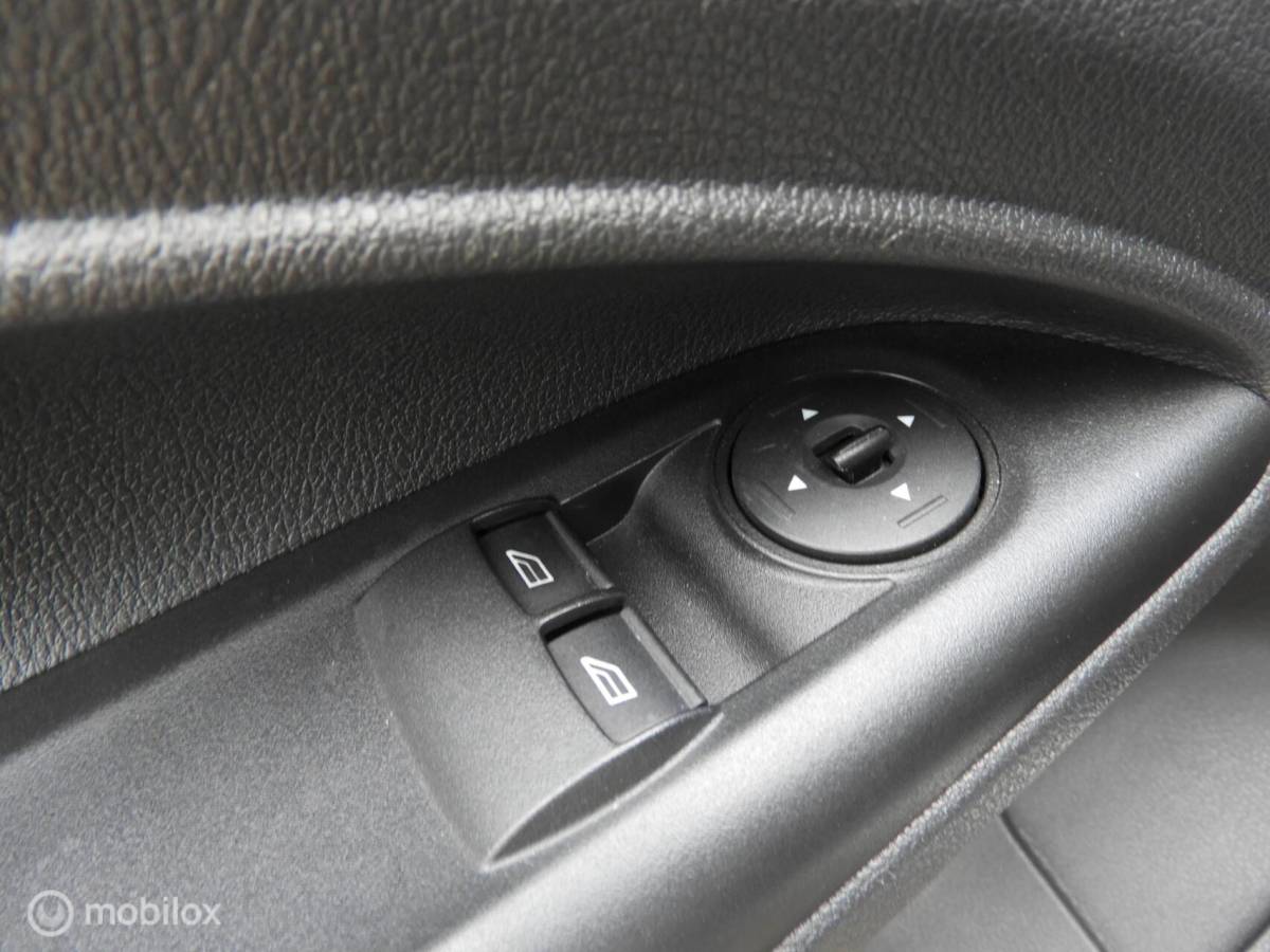 Ford Transit Connect Ford Transit Connect 1.6 TDCI L1 Ambiente