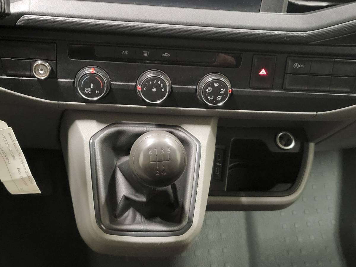 Volkswagen Transporter Volkswagen Transporter 2.0TDI L2/H1 Euro 6!