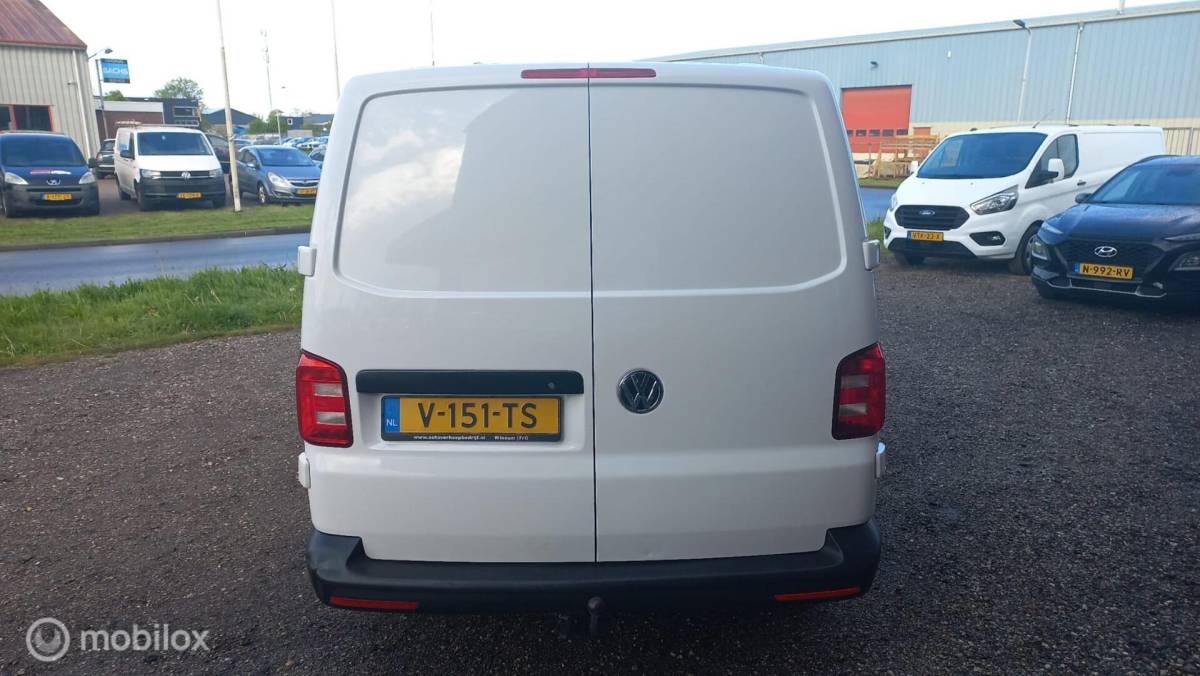 Volkswagen Transporter Volkswagen Transporter 2.0 TDI L1H1 DC
