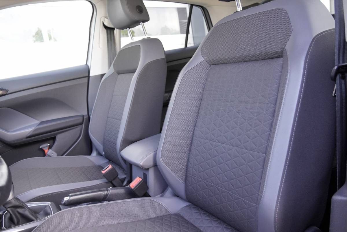 Volkswagen T-Cross Volkswagen T-Cross 1.0 TSI Automaat! Style BJ2020 Lmv 17″ | Led V+A | Pdc | Trekhaak | Keyless entry | App-Connect | Navi | Virtual cockpit | Climate control | Cruise control | Extra getint glas