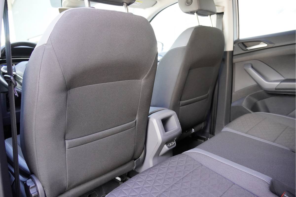 Volkswagen T-Cross Volkswagen T-Cross 1.0 TSI Automaat! Style BJ2020 Lmv 17″ | Led V+A | Pdc | Trekhaak | Keyless entry | App-Connect | Navi | Virtual cockpit | Climate control | Cruise control | Extra getint glas