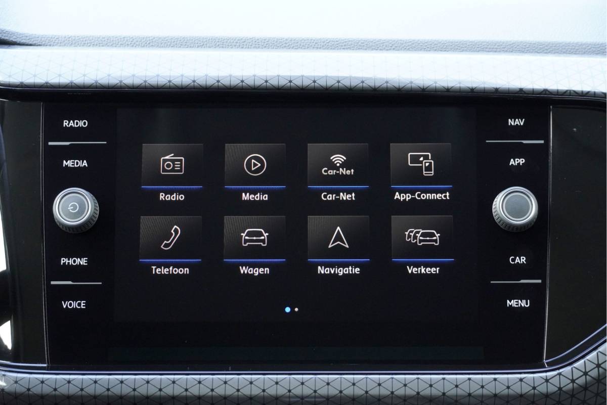 Volkswagen T-Cross Volkswagen T-Cross 1.0 TSI Automaat! Style BJ2020 Lmv 17″ | Led V+A | Pdc | Trekhaak | Keyless entry | App-Connect | Navi | Virtual cockpit | Climate control | Cruise control | Extra getint glas