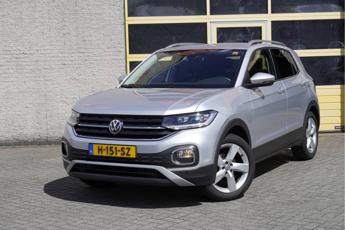 Volkswagen T-Cross Volkswagen T-Cross 1.0 TSI Automaat! Style BJ2020 Lmv 17″ | Led V+A | Pdc | Trekhaak | Keyless entry | App-Connect | Navi | Virtual cockpit | Climate control | Cruise control | Extra getint glas