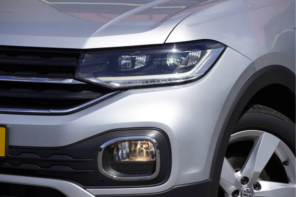 Volkswagen T-Cross Volkswagen T-Cross 1.0 TSI Automaat! Style BJ2020 Lmv 17″ | Led V+A | Pdc | Trekhaak | Keyless entry | App-Connect | Navi | Virtual cockpit | Climate control | Cruise control | Extra getint glas