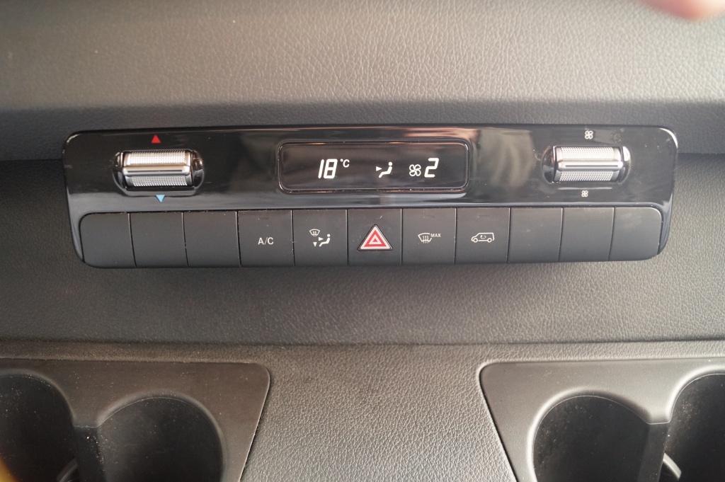 Mercedes-Benz Sprinter Mercedes-Benz Sprinter 516 CDI Automaat L2-H2 cat. N2 -2556kg laadvermogen-