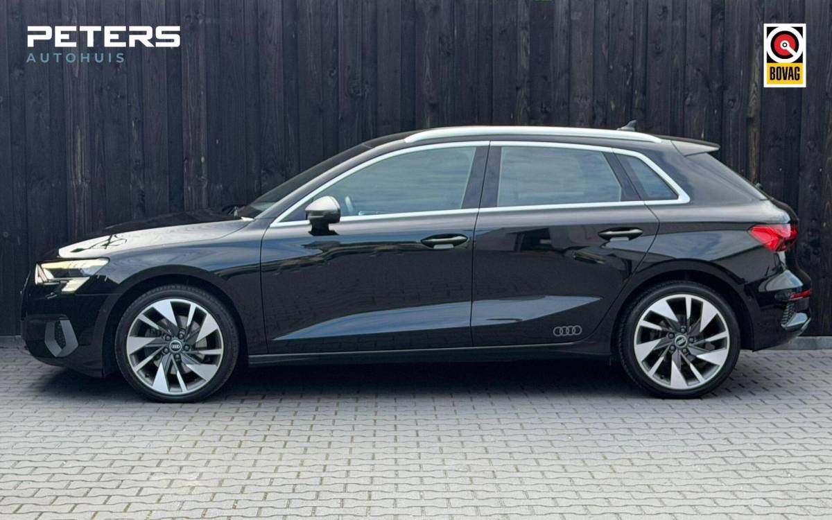 Audi A3 Audi A3 Sportback 35 TFSI S Line| Matrix| Automaat| 18 inch|