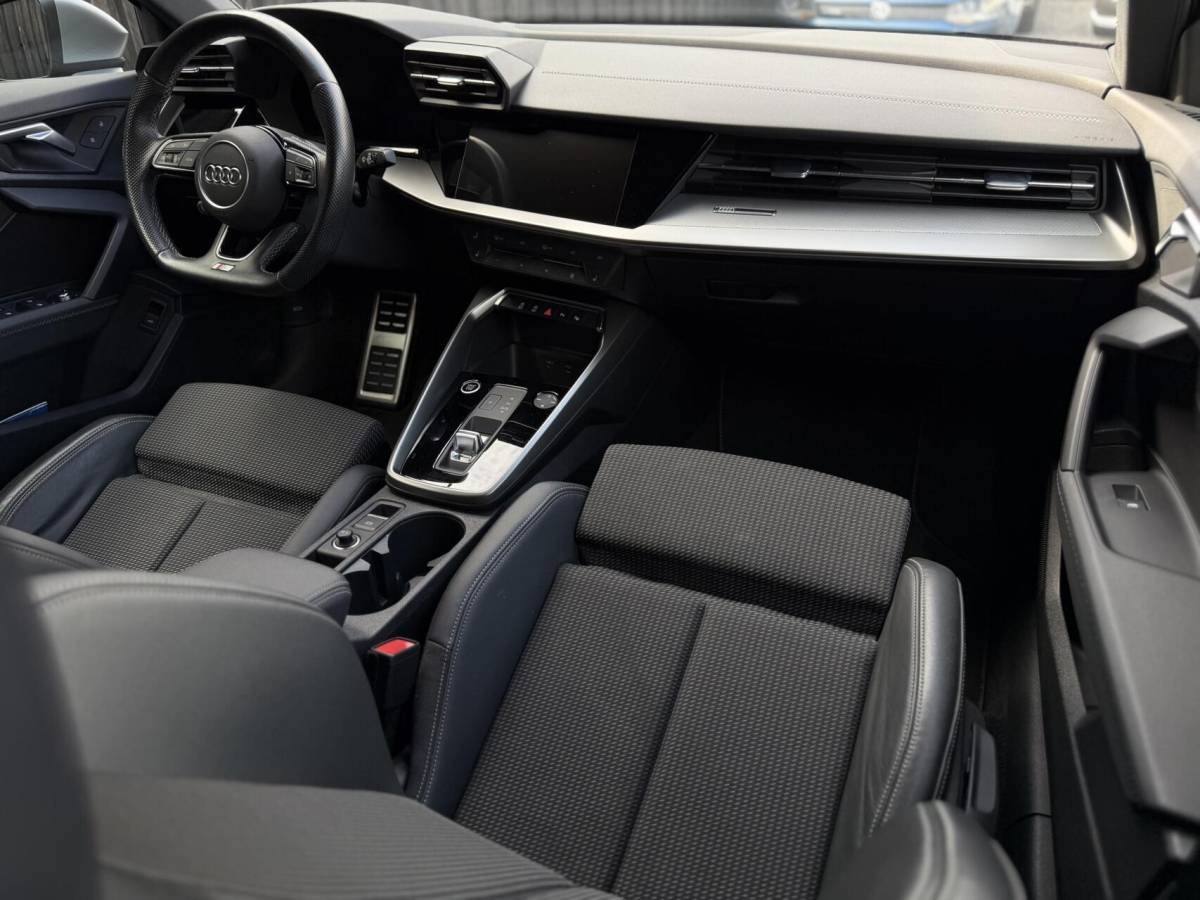 Audi A3 Audi A3 Sportback 35 TFSI S Line| Matrix| Automaat| 18 inch|