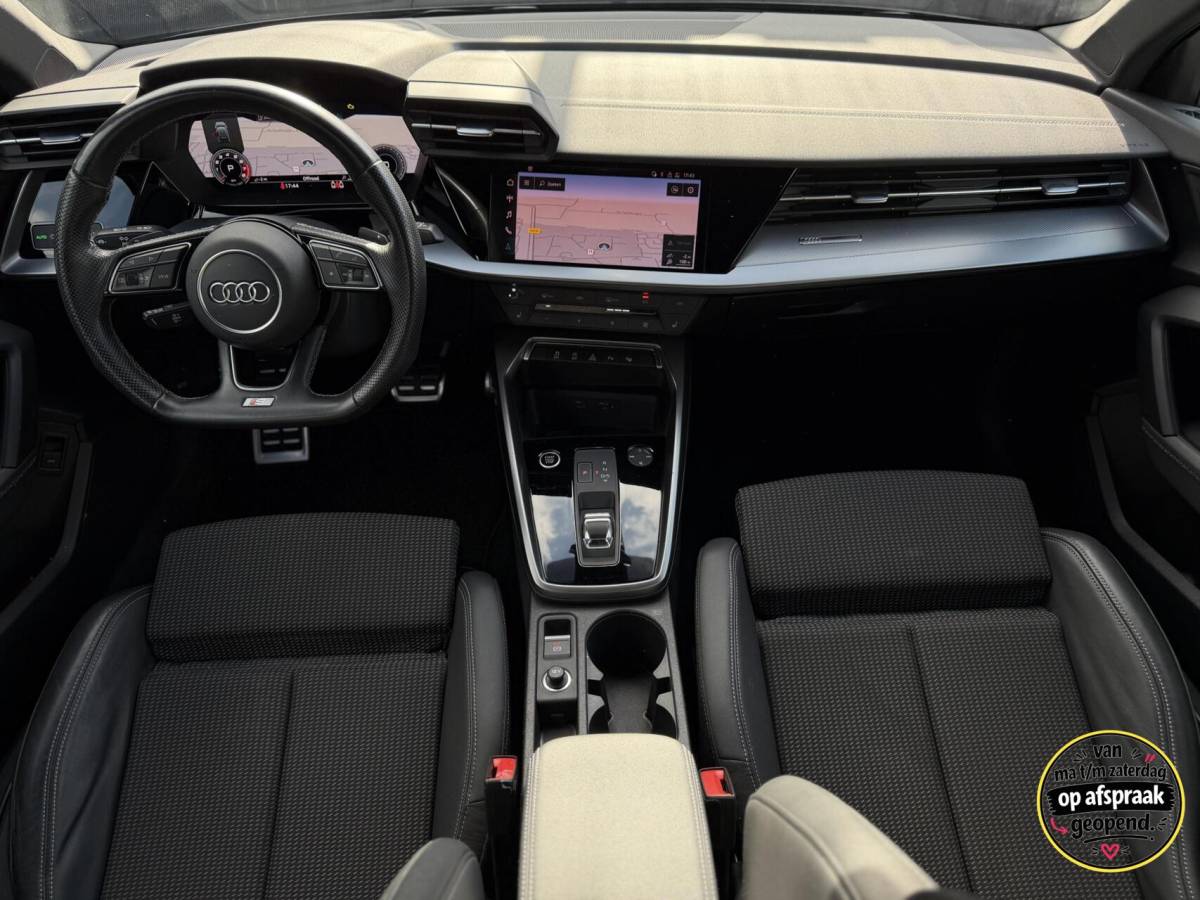 Audi A3 Audi A3 Sportback 35 TFSI S Line| Matrix| Automaat| 18 inch|