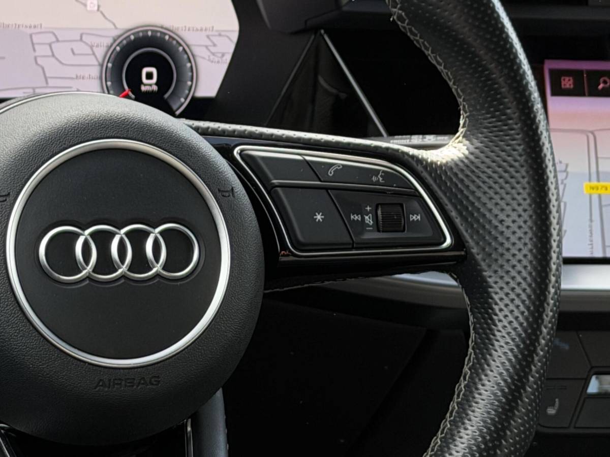 Audi A3 Audi A3 Sportback 35 TFSI S Line| Matrix| Automaat| 18 inch|