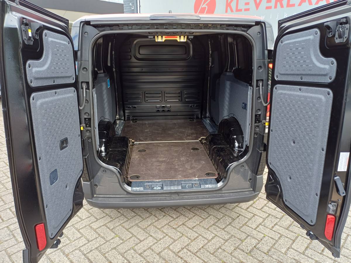 Kia PV5 Kia PV5 L2H1 Elite 71.2 kWh Wij bieden ook financiering mogelijkheden aan.