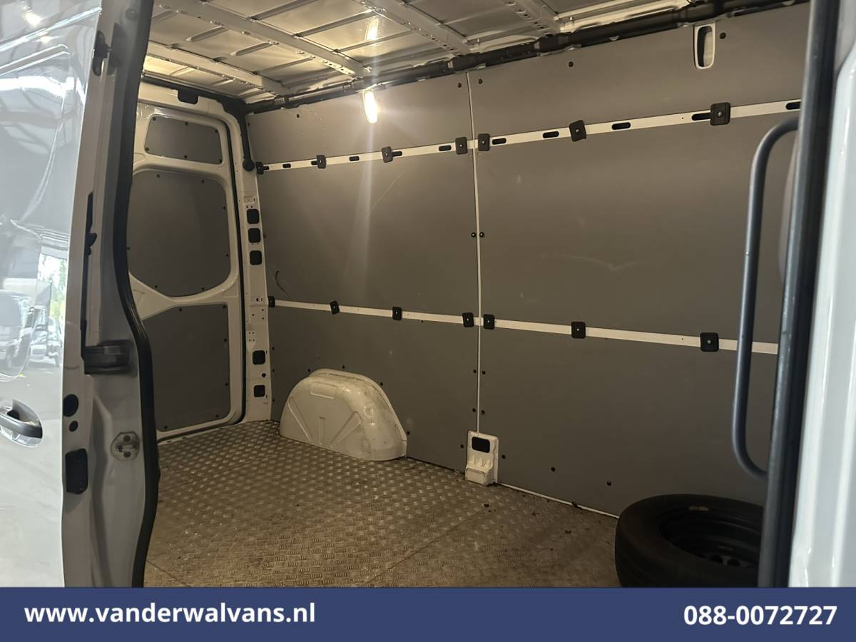 Mercedes-Benz Sprinter Mercedes-Benz Sprinter 314 CDI 143pk L2H2 Euro6 Airco | Camera | Apple Carplay | Android Auto Parkeersensoren, Bijrijdersbank