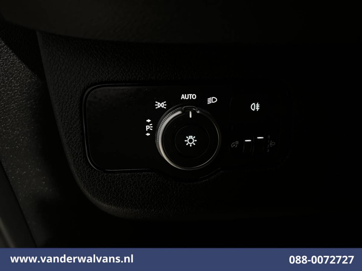 Mercedes-Benz Sprinter Mercedes-Benz Sprinter 314 CDI 143pk L2H2 Euro6 Airco | Camera | Apple Carplay | Android Auto Parkeersensoren, Bijrijdersbank