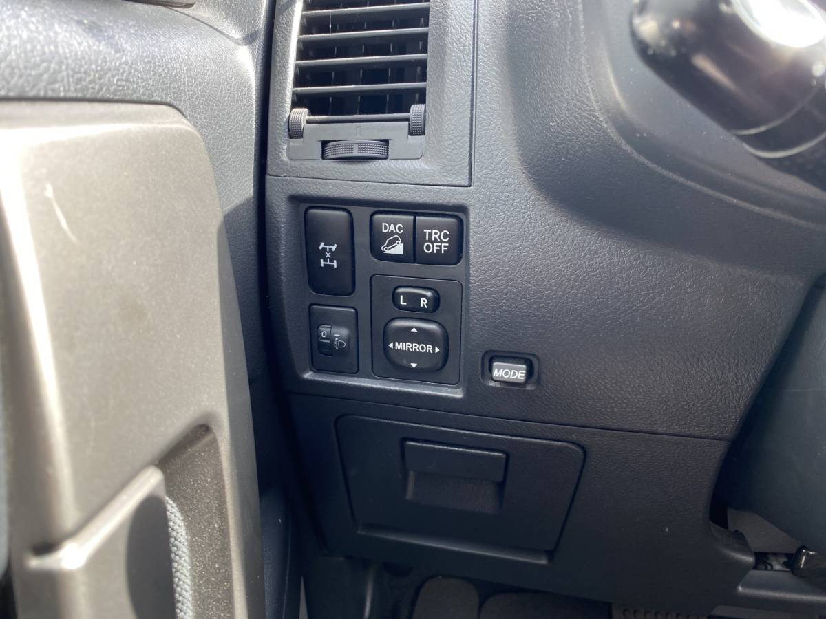 Daihatsu Terios Daihatsu Terios 1.5 4WD Track AUT. | climate control | trekhaak | stoelverwarming | wielkoffer | dac/trc | elektrisch pakket