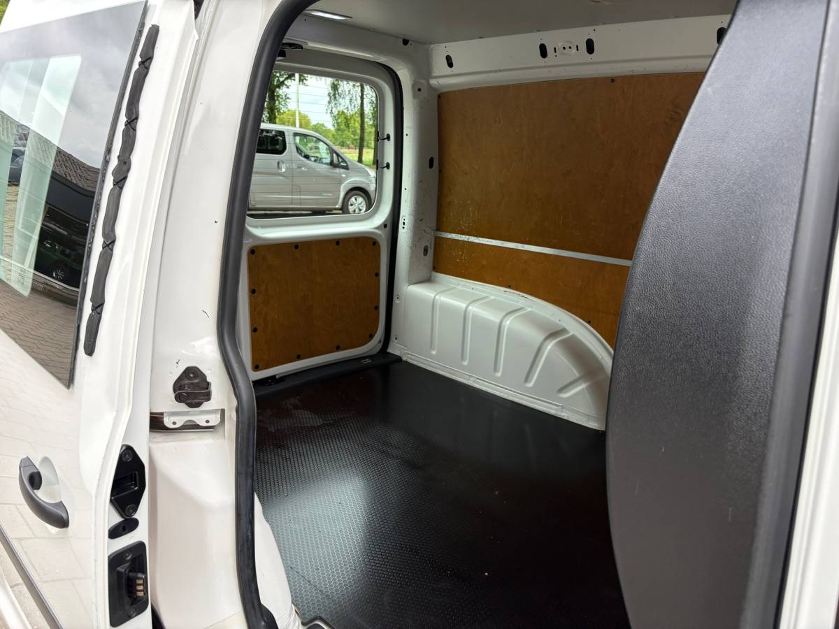 Volkswagen Caddy Volkswagen Caddy 1.4 TGI L1H1 EcoFuel Trendline|NAP|110PK|airco|cruise|bluetooth|trekhaak|parkeersensoren achter