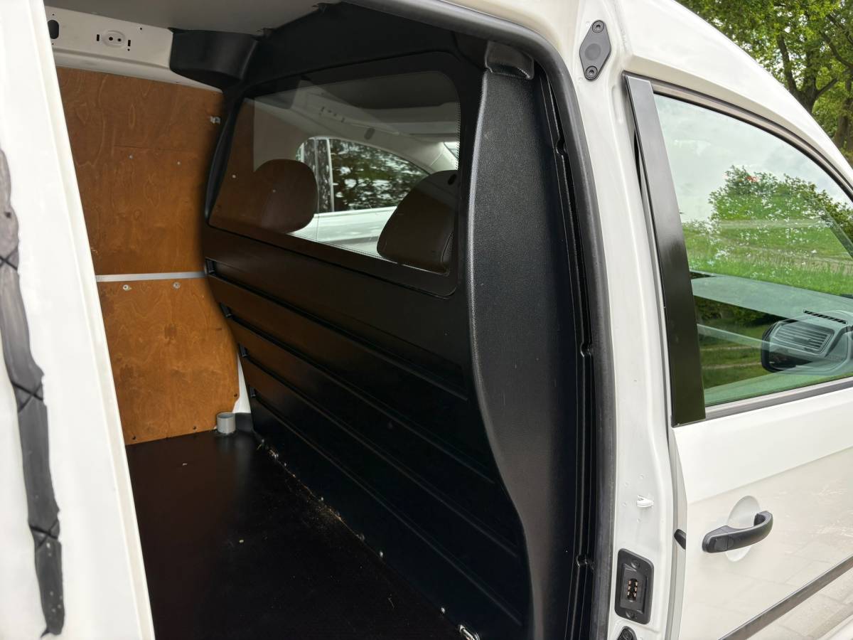 Volkswagen Caddy Volkswagen Caddy 1.4 TGI L1H1 EcoFuel Trendline|NAP|110PK|airco|cruise|bluetooth|trekhaak|parkeersensoren achter