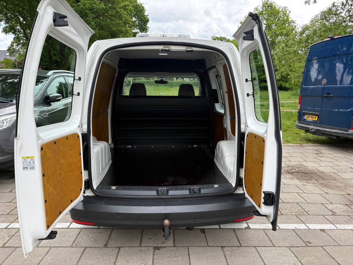 Volkswagen Caddy Volkswagen Caddy 1.4 TGI L1H1 EcoFuel Trendline|NAP|110PK|airco|cruise|bluetooth|trekhaak|parkeersensoren achter