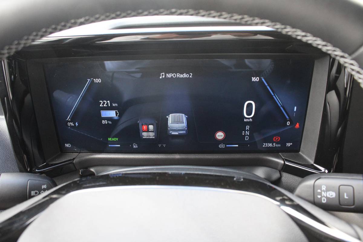 Ford E-Transit Courier Ford E-Transit Courier Limited 44 kWh | Navigatie | Licht Metalen Velgen | Adaptive Cruise Control | Camera |