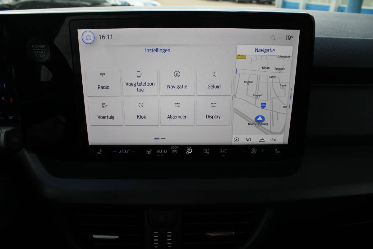 Ford E-Transit Courier Ford E-Transit Courier Limited 44 kWh | Navigatie | Licht Metalen Velgen | Adaptive Cruise Control | Camera |