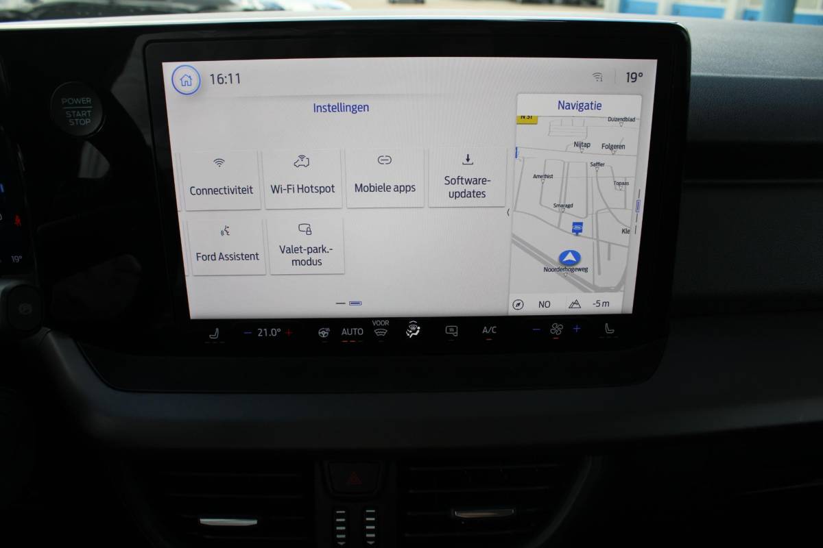 Ford E-Transit Courier Ford E-Transit Courier Limited 44 kWh | Navigatie | Licht Metalen Velgen | Adaptive Cruise Control | Camera |