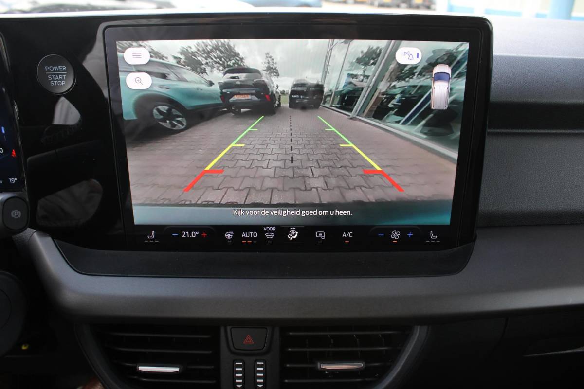 Ford E-Transit Courier Ford E-Transit Courier Limited 44 kWh | Navigatie | Licht Metalen Velgen | Adaptive Cruise Control | Camera |