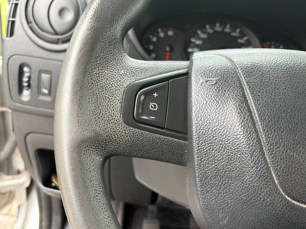 Renault Master Renault Master T35 2.3 dCi L2H2 Energy 145PK|NAP|airco|cruise|navi|bluetooth|parkeersensoren achter|elektrische pakket|EURO6