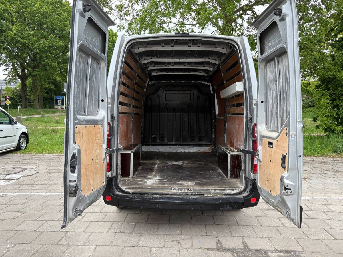 Renault Master Renault Master T35 2.3 dCi L2H2 Energy 145PK|NAP|airco|cruise|navi|bluetooth|parkeersensoren achter|elektrische pakket|EURO6