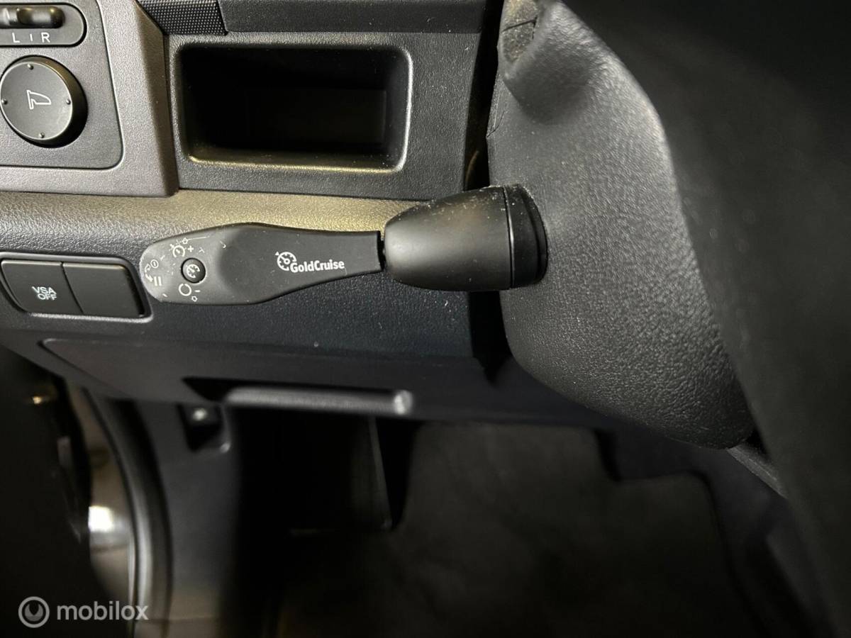 Honda CR-V Honda CR-V 2.0i 150 pk / Cruise control / Trekhaak