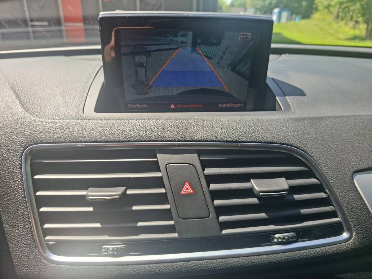 Audi Q3 Audi Q3 2.0 TFSI quattro S-Line Trekhaak Camera Side Assist Leren int.