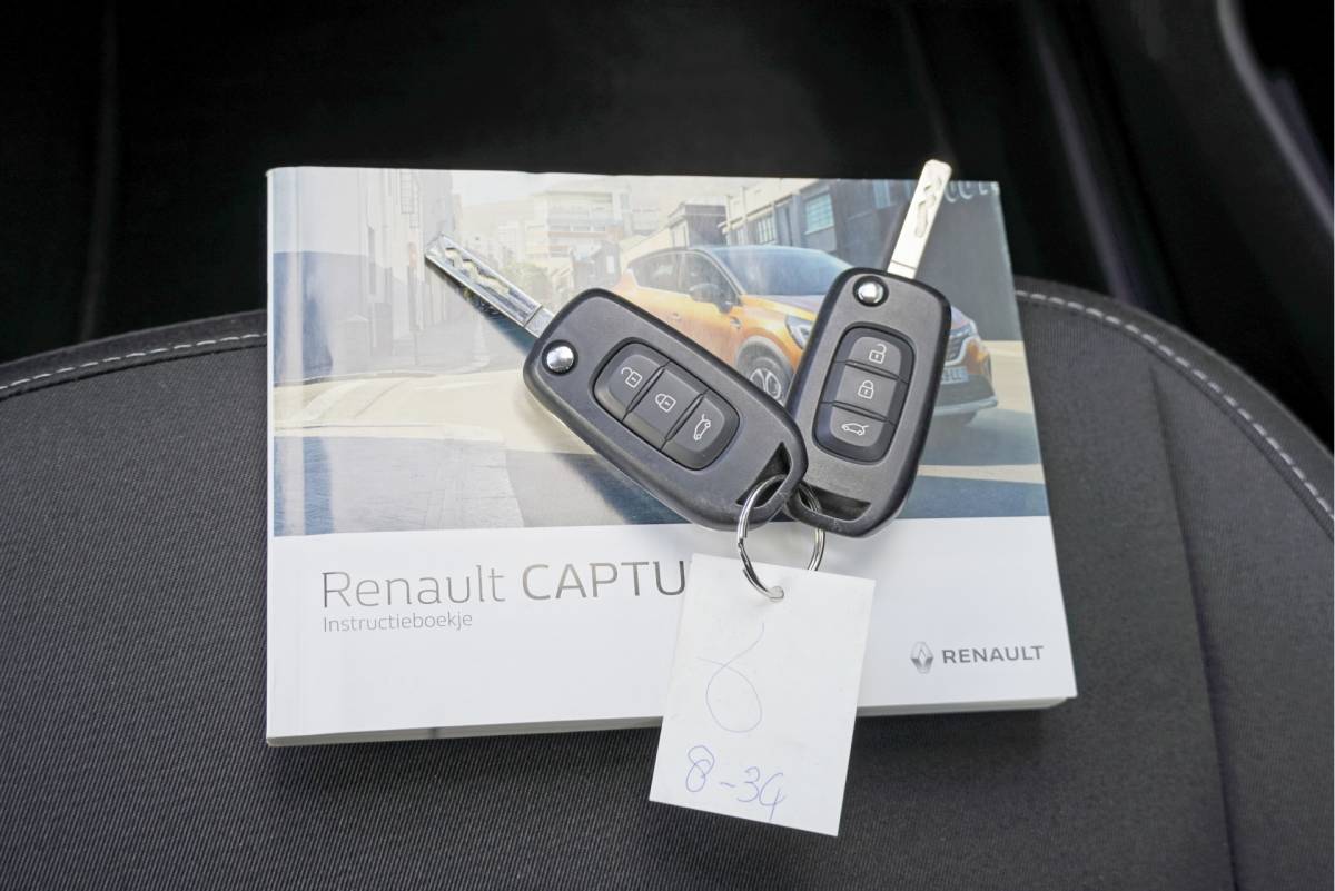 Renault Captur Renault Captur 1.3 TCe 141PK! Automaat Zen BJ2021 Led V+A | Pdc | Achteruitrijcamera | App-Connect | Navi | Airco | Cruise control | Getint glas