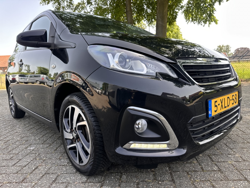Peugeot 108 Peugeot 108 1.0 VTi Allure Aut. Zwart 5Drs Airco NL Auto NAP