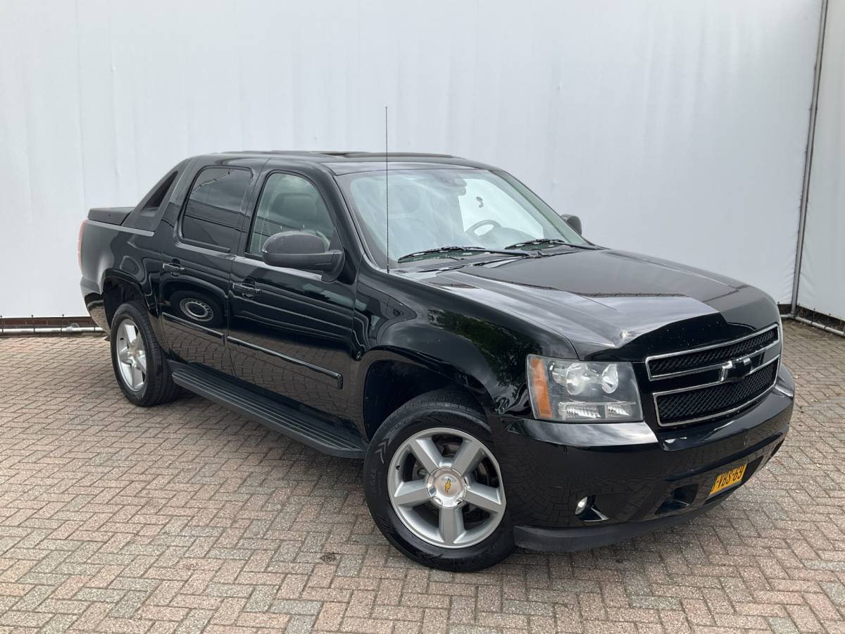 Chevrolet Avalanche Chevrolet Avalanche 5.3 V8 4WD LPG Automaat Trekhaak Pano Bose Cruise Clima BTW Auto!