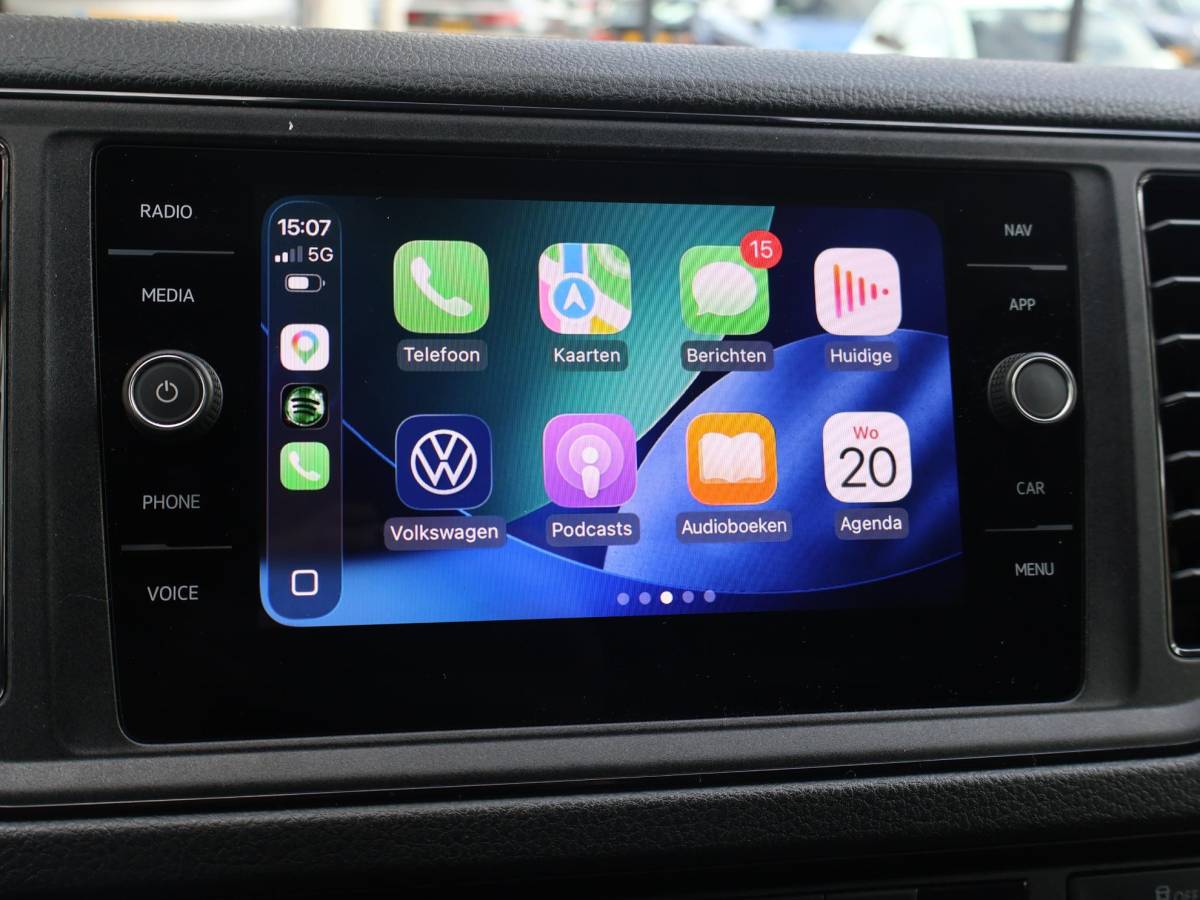Volkswagen Crafter Volkswagen Crafter 35 2.0 TDI 177 PK AUT. L3H3 + 3000 KG TREKHAAK | ADAPTIVE CRUISE | LED | CAMERA | CARPLAY | STOELVERW.