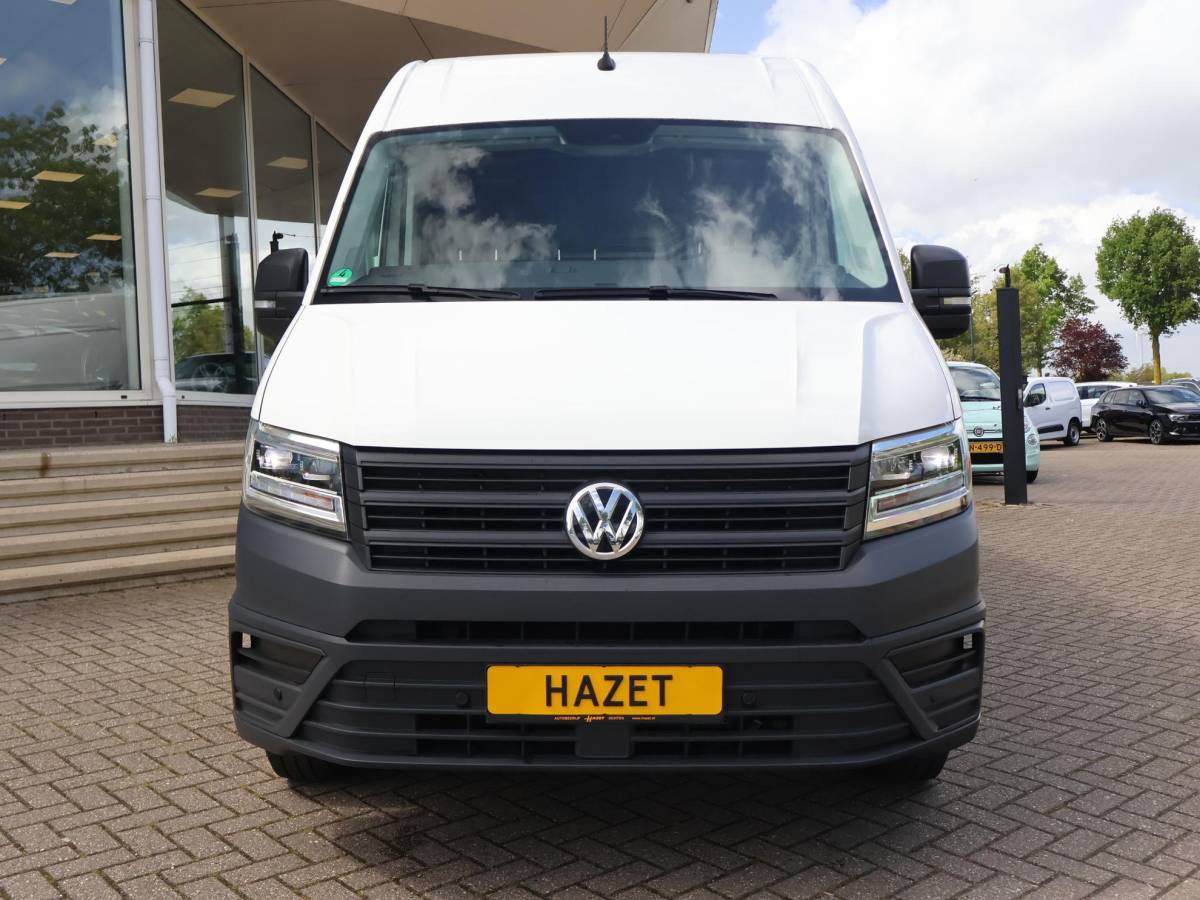 Volkswagen Crafter Volkswagen Crafter 35 2.0 TDI 177 PK AUT. L3H3 + 3000 KG TREKHAAK | ADAPTIVE CRUISE | LED | CAMERA | CARPLAY | STOELVERW.