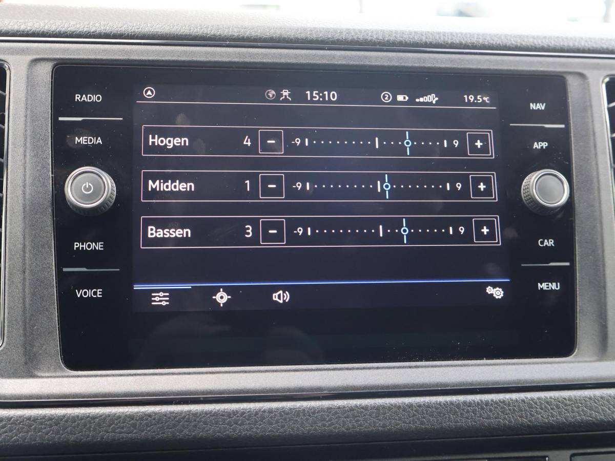 Volkswagen Crafter Volkswagen Crafter 35 2.0 TDI 177 PK AUT. L3H3 + 3000 KG TREKHAAK | ADAPTIVE CRUISE | LED | CAMERA | CARPLAY | STOELVERW.