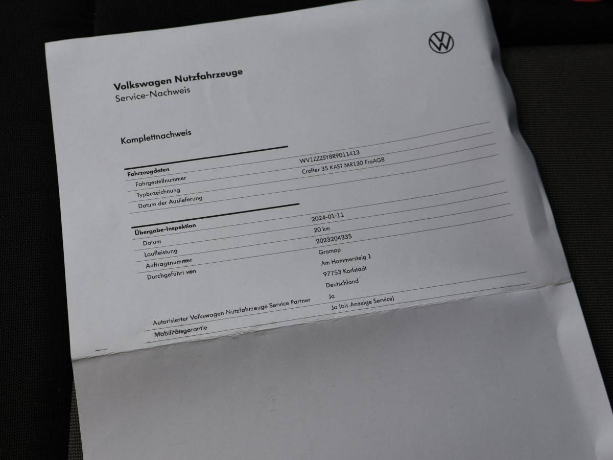Volkswagen Crafter Volkswagen Crafter 35 2.0 TDI 177 PK AUT. L3H3 + 3000 KG TREKHAAK | ADAPTIVE CRUISE | LED | CAMERA | CARPLAY | STOELVERW.