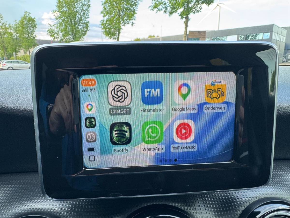 Mercedes-Benz A-Klasse Mercedes-Benz A-klasse 180 Ambition APPLE CARPLAY!!