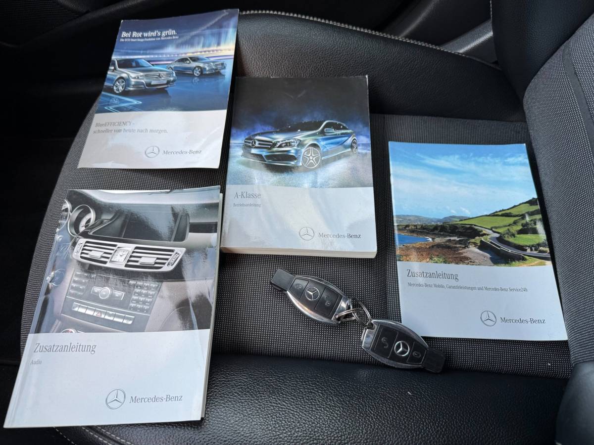 Mercedes-Benz A-Klasse Mercedes-Benz A-klasse 180 Ambition APPLE CARPLAY!!