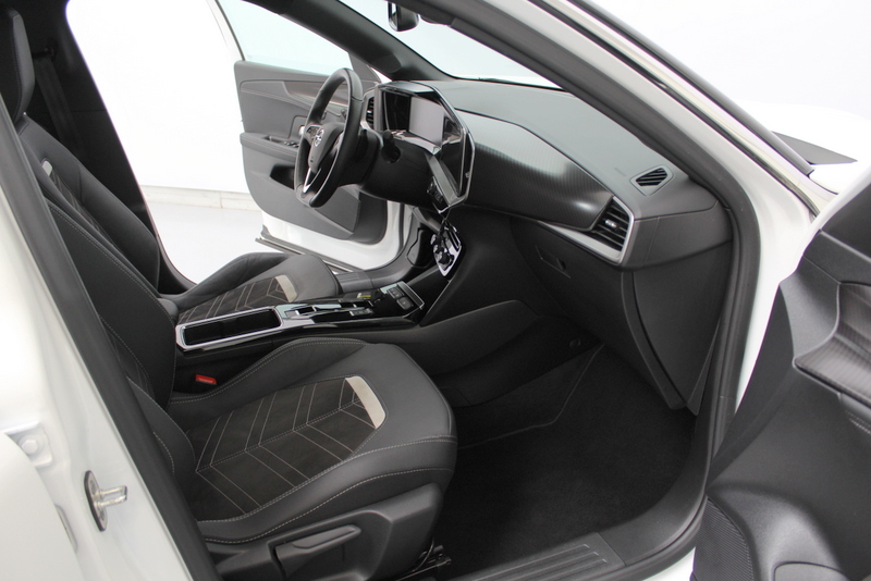 Opel Mokka Opel Mokka 1.2 Turbo Level 5 131PK, RIJKLAAR | AUTOMAAT |STUURVERWARMING | LEER/ALCANTARA | CAMERA | PARKEERSENSOREN